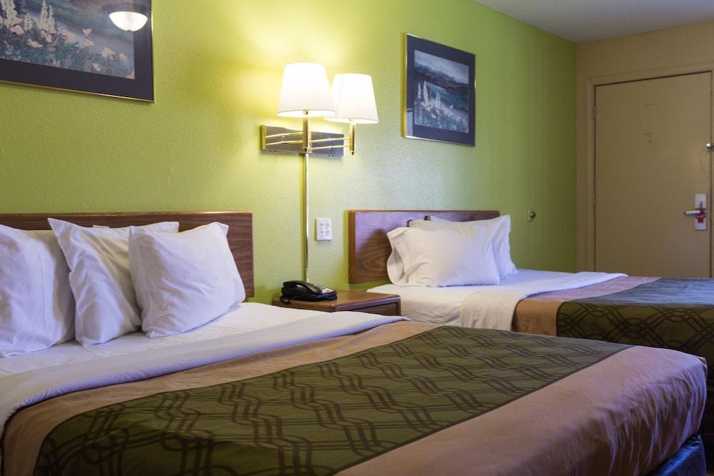Econo Lodge Pryor Creek Kültér fotó
