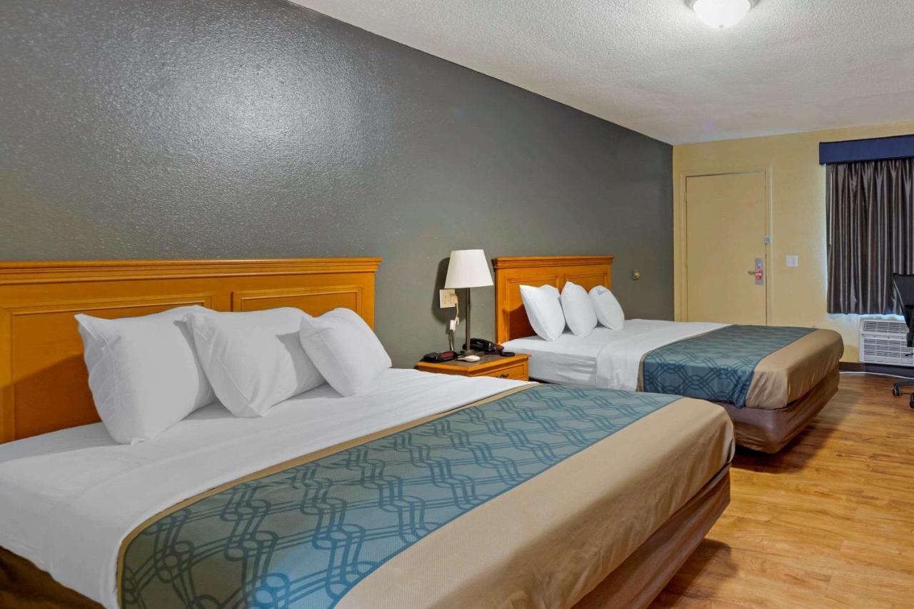 Econo Lodge Pryor Creek Kültér fotó
