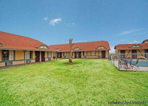 Econo Lodge Pryor Creek Kültér fotó
