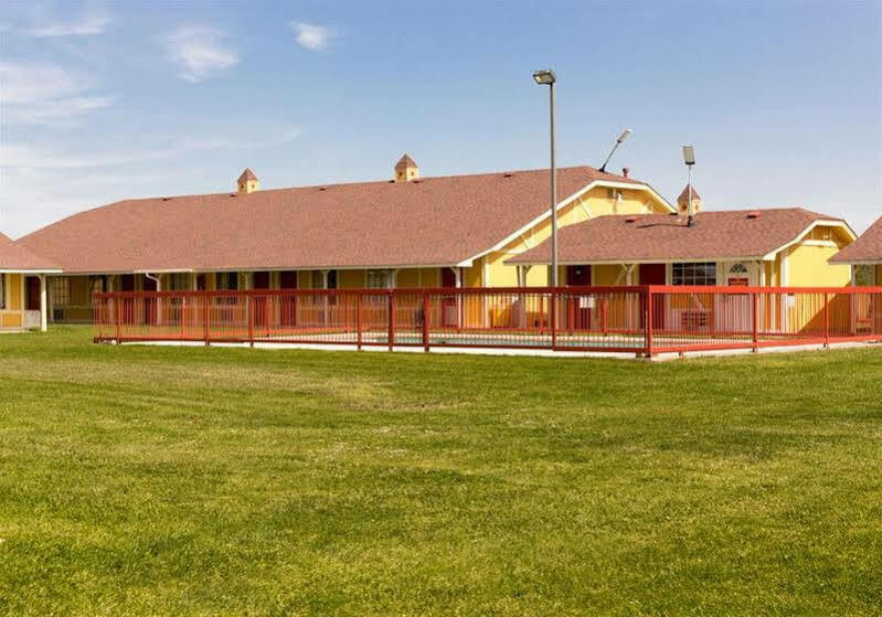 Econo Lodge Pryor Creek Kültér fotó